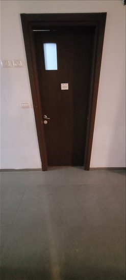 תמונה 2 ,דלתות פנים  למכירה במעלה מכמש ריהוט  דלתות