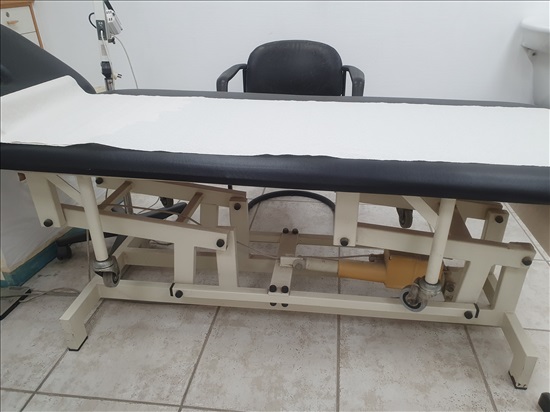 תמונה 2 ,מיטת טיפולים חשמלית  למכירה בהרצליה ציוד סיעודי/רפואי  מיטת עיסוי