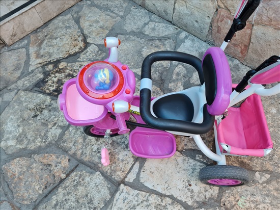 תמונה 2 ,אופניים בצבע ורוד עם מנגנון  למכירה ברמת גן לתינוק ולילד  עגלות ועגלות טיול