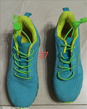 נעלי ספורט נשים מידה 379 