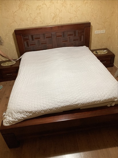 תמונה 1 ,מיטה זוגית ושידת מגירות עם מרא למכירה בחיפה ריהוט  חדרי שינה