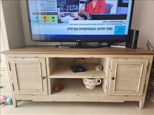מזנון טלוויזיה + שולחן סלון 