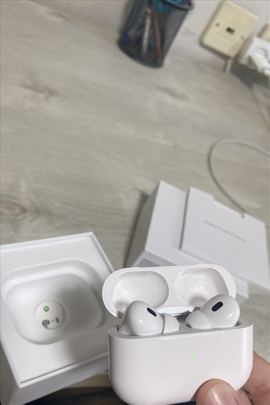 AirPods pro 2 למכירה ביהוד מונוסון 350 שח | סלולרי - אוזניות | לוח יד ...