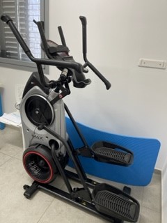 MAX TRINER M6 
