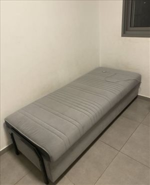 מיטת יחיד משמלית 