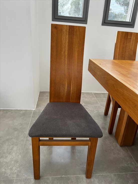 תמונה 4 ,שולחן מהמם + 6 כיסאות מעץ אלון למכירה בנעלה ריהוט  שולחנות