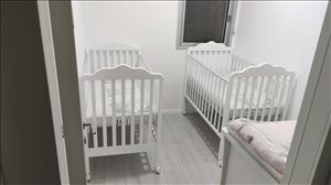 מיטת תינוק  