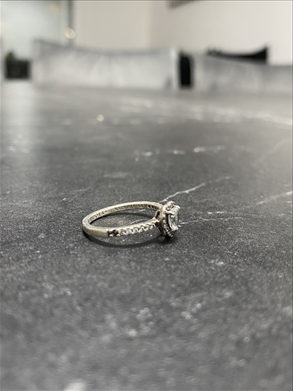 תמונה 2 ,טבעת פנדורה מקורית  למכירה ביהוד מונוסון תכשיטים  טבעות