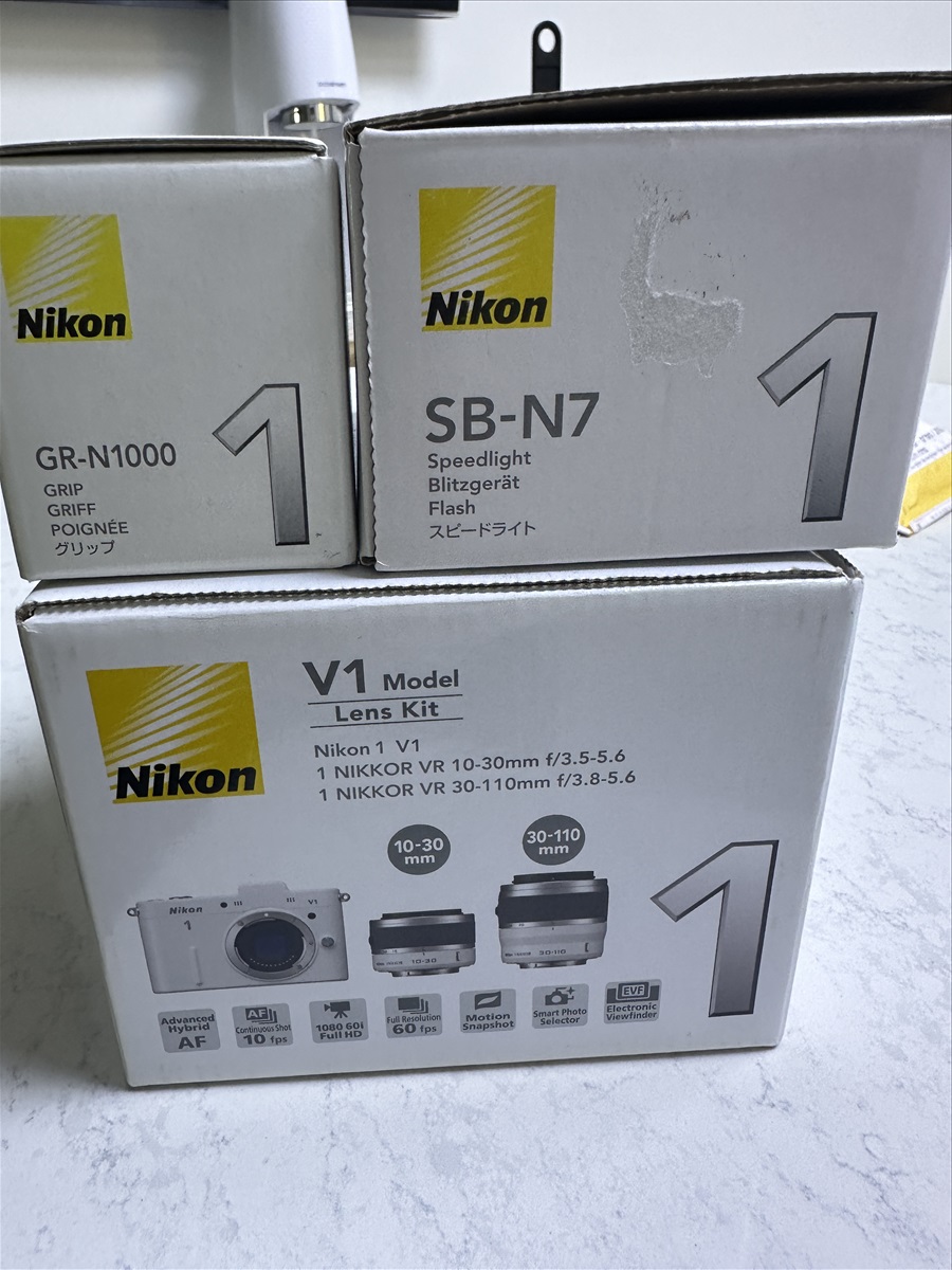 תמונה 1, Nikon 1 v1  למכירה בפתח תקווה | צילום  מצלמה רפלקס דיגיטלית