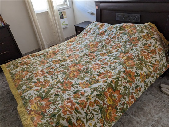 תמונה 1 ,2 כיסויי מיטה למכירה בבת ים לבית  כלי מיטה