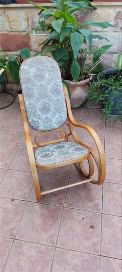 תמונה 1 ,כורסת נדנדה  למכירה בקרית ים ריהוט  כיסא נדנדה