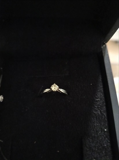 תמונה 3 ,טבעת אירוסין פלטינה יהלום טבעי למכירה בגבעתיים תכשיטים  טבעות
