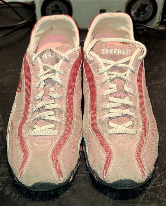תמונה 1 ,נעלי SKECHERS נשים מידה 39.5 למכירה בתל אביב ביגוד ואביזרים  נעלי ספורט
