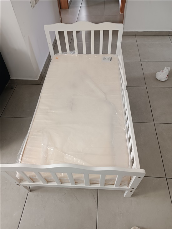 תמונה 1 ,מיטת מעבר חדשה כולל מזרן  למכירה בבית שמש לתינוק ולילד  מיטות ולולים