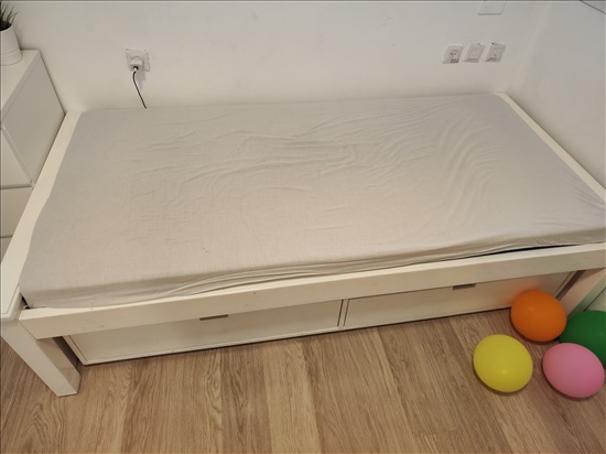 תמונה 3 ,מיטת נוער + מיטה נפתחת ומגירות למכירה בבית חשמונאי ריהוט  מיטות