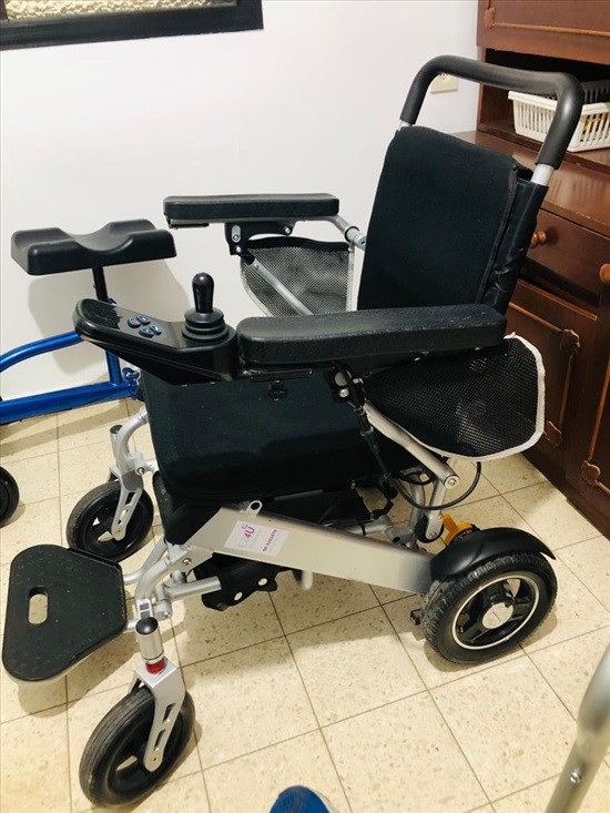 תמונה 1 ,כסא גלגלים ממונע למכירה בתל אביב ציוד סיעודי/רפואי  כסא גלגלים