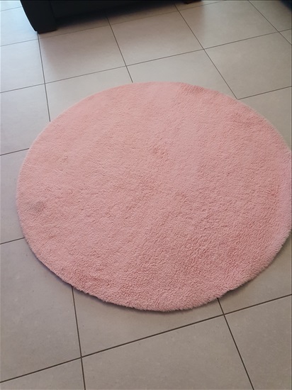 תמונה 1 ,שטיח פרוותי ורוד לחדר ילדות למכירה בפתח תקוה  ריהוט  שטיחים