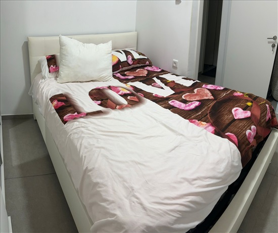 תמונה 1 ,מיטה זוגית עם בסיס למכירה באור עקיבא ריהוט  מיטות