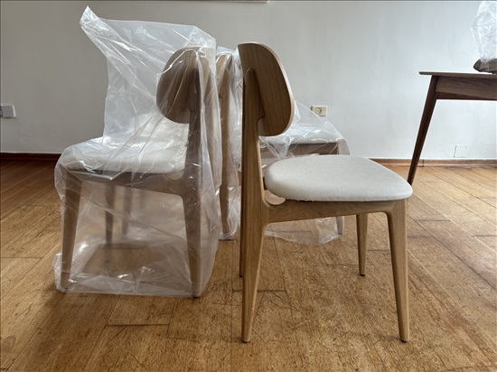 תמונה 1 ,4 כסאות חדשים מעץ אלון של גולן למכירה בתל אביב ריהוט  כיסאות