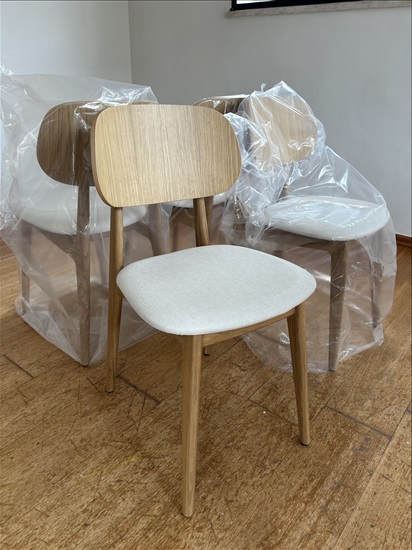 תמונה 4 ,4 כסאות חדשים מעץ אלון של גולן למכירה בתל אביב ריהוט  כיסאות