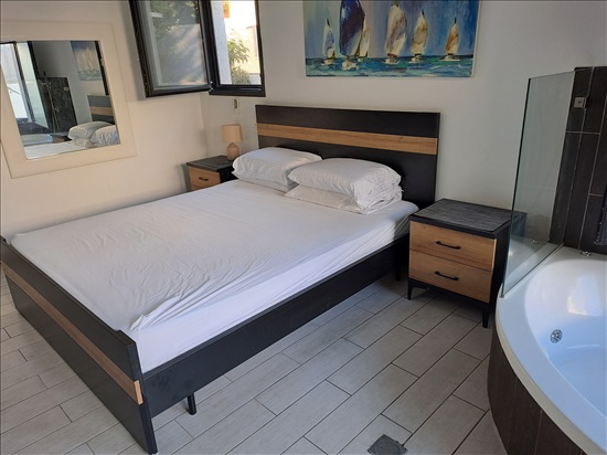 תמונה 1 ,מיטה זוגית 200/160 כולל 2 שידו למכירה בבוסתן הגליל ריהוט  חדרי שינה