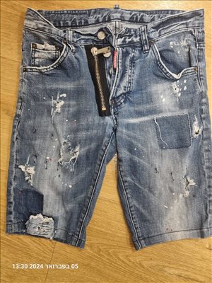 ג'ינס DSQUARED2 קצר XL (44)  