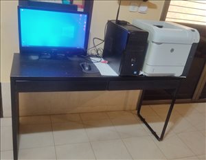 מחשב+מסך+מדפסת לייזר+שולחן 