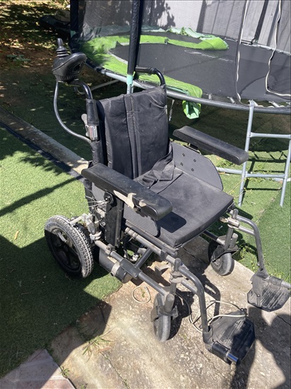 תמונה 2 ,כסא גלגלים חשמלי למכירה בבאר יעקב ציוד סיעודי/רפואי  כסא גלגלים
