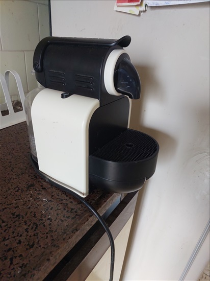 תמונה 1 ,מכונת אספרסו כמו חדש למכירה בפתח תקווה מוצרי חשמל  מכונת קפה