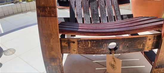 תמונה 4 ,Wine barrel adirondack chair  למכירה בנהריה  ריהוט  כורסאות