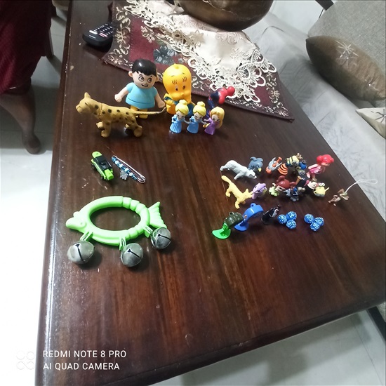 תמונה 2 ,דמויות ובובות קטנות  למכירה ביבנה לתינוק ולילד  משחקים וצעצועים