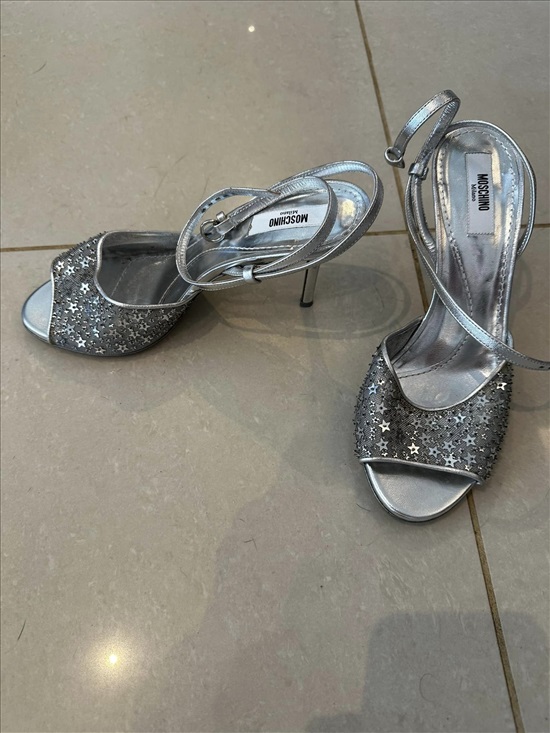 תמונה 5 ,4 זוגות נעלי עקב מותגי על למכירה בנתניה ביגוד ואביזרים  נעליים