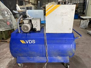 משאבת וואקום עם מיכל VDS 1000 
