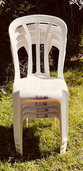 4 כסאות כתר פלסטיק מדגם קלאב 