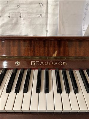 כלי נגינה פסנתר 2 