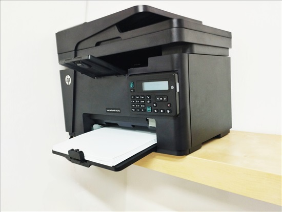 תמונה 1 ,מדפסת לייזר עובדת מעולה! למכירה בפרדס חנה כרכור מחשבים וציוד נלווה  מדפסות