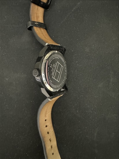 תמונה 2 ,שעון Tommy Hilfiger  למכירה בירושלים ביגוד ואביזרים  אקססוריז לגברים