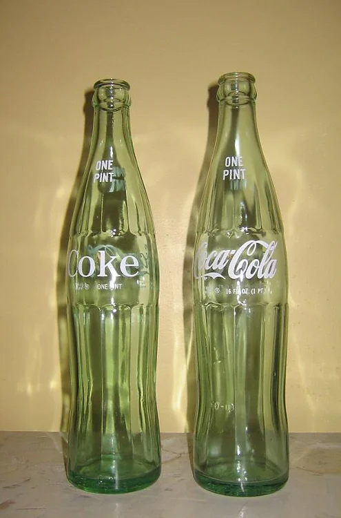 תמונה 1 ,בקבוקי קולה זכוכית ירוקה נדיר למכירה בתל אביב אספנות  מוצרי קוקה קולה