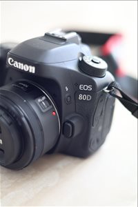 Canon EOS 80D קנון 