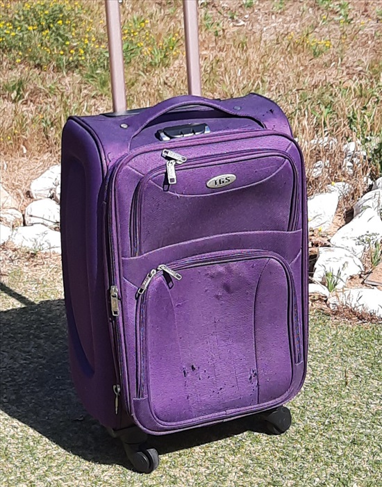 תמונה 1 ,מזוודה קטנה למכירה ברמת גן למטייל ולמתגייס  מזוודות ותיקים