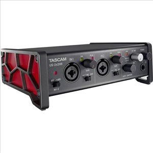 כרטיס קול אולפני - TASCAM 2×2 