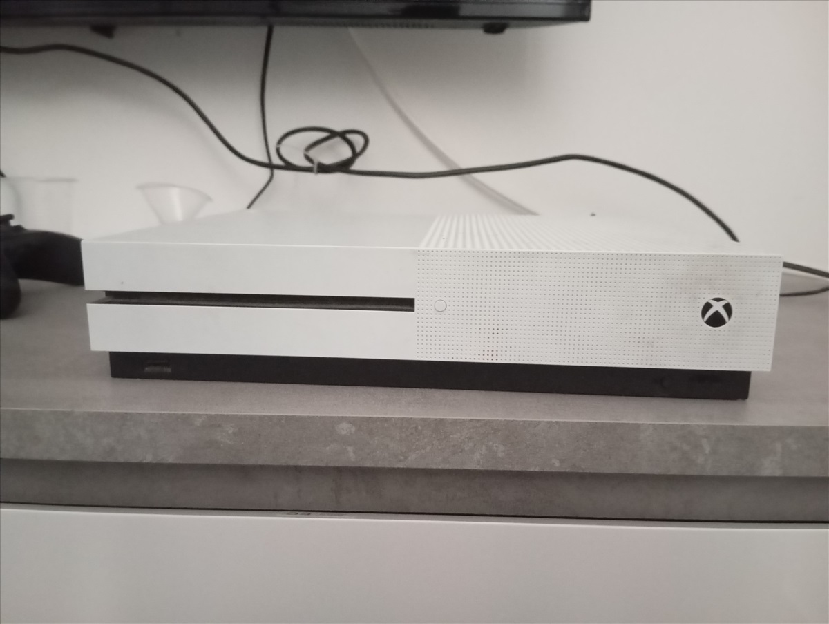 תמונה 1, Xbox One S למכירה באשקלון | מוצרי חשמל  אחר