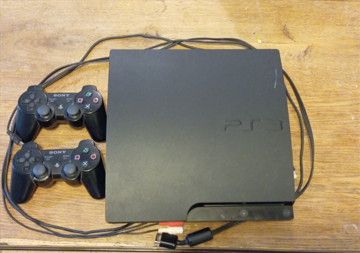 תמונה 1, משומש PlayStation 3 Slim למכירה בקדימה צורן | משחקים וקונסולות  פלייסט...