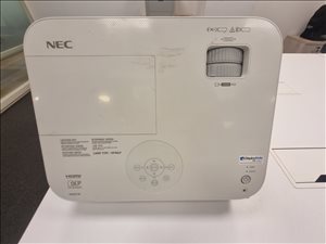 מקרן NEC M402W 