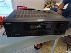 מגבר onkyo 