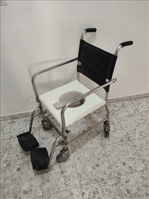 ציוד סיעודי/רפואי כסא גלגלים 8 