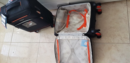 תמונה 1 ,2 מזוודות טרולי למכירה בפתח תקווה למטייל ולמתגייס  מזוודות ותיקים