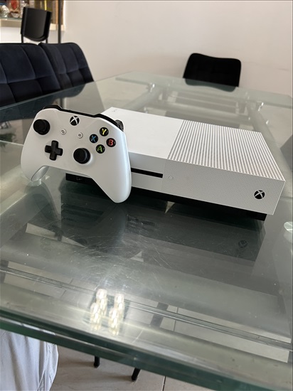 תמונה 6 ,Xbox One S למכירה בנתניה משחקים וקונסולות  XBox