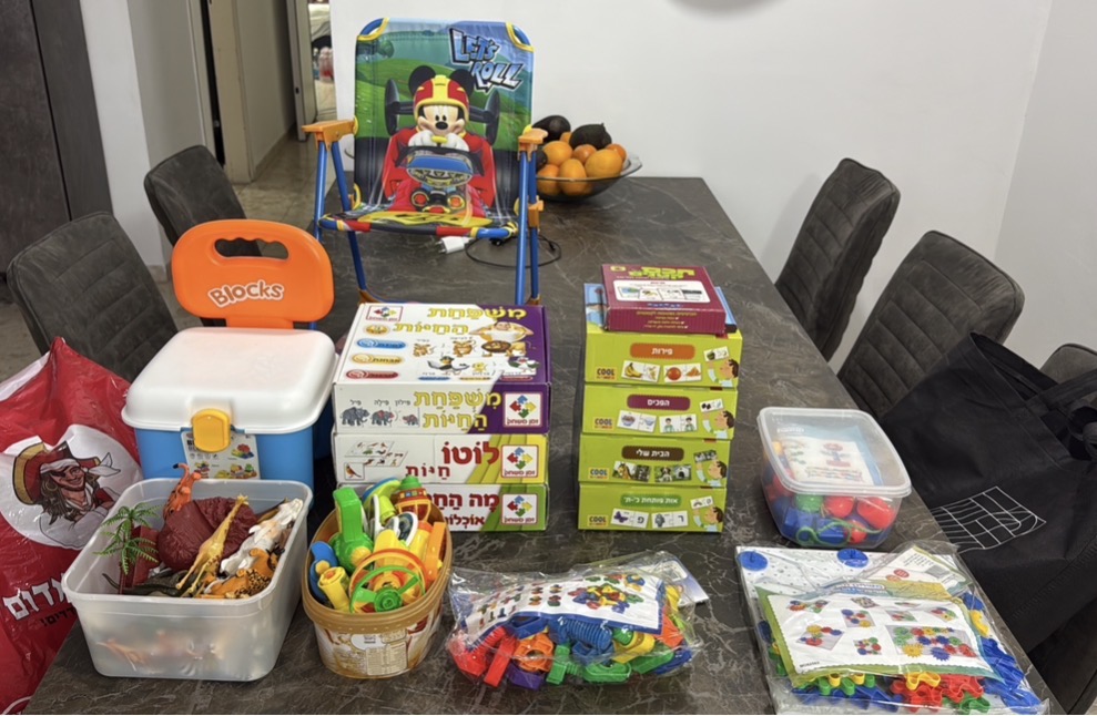 תמונה 1, מזוודה וינטג׳ קשיחה לונדון  למכירה בקרית מוצקין | שונות  שונות