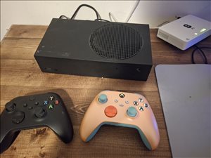 משחקים וקונסולות - xbox series s  <br>       